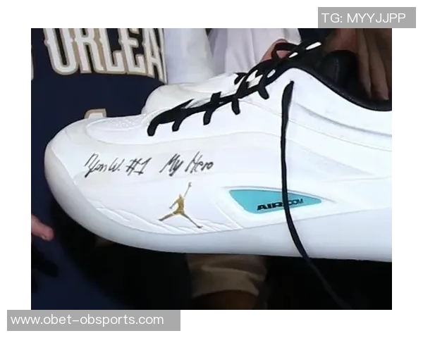 锡安赠送球鞋给癌症小球迷并亲笔签名致敬我的英雄展现温暖与关怀 锡安赠送球鞋给癌症小球迷并亲笔签名致敬我的英雄展现温暖与关怀