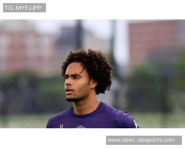 失落的天才齐尔克泽24岁加盟曼联却无首发机会前途堪忧 失落的天才齐尔克泽24岁加盟曼联却无首发机会前途堪忧