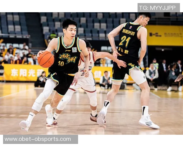 外援约克重返浙江男篮杭州欢迎约老师继续携手奋战新赛季 外援约克重返浙江男篮杭州欢迎约老师继续携手奋战新赛季