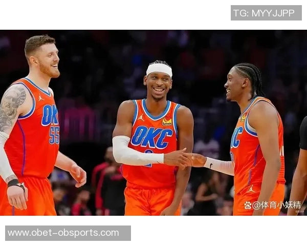 勇士对雷霆库里缺阵上次交锋惨遭杰伦带队24分痛击 勇士对雷霆库里缺阵上次交锋惨遭杰伦带队24分痛击