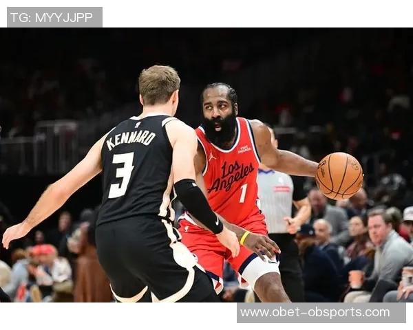 快船在哈登缺席时大胜33分莱昂纳德表现出色引领球队逆袭